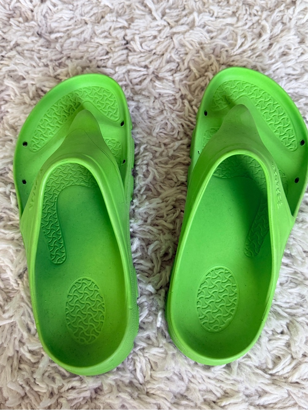 Birki’s by Birkenstock Green EVA Thong Sandals Sz 38 (US 7–7.5)